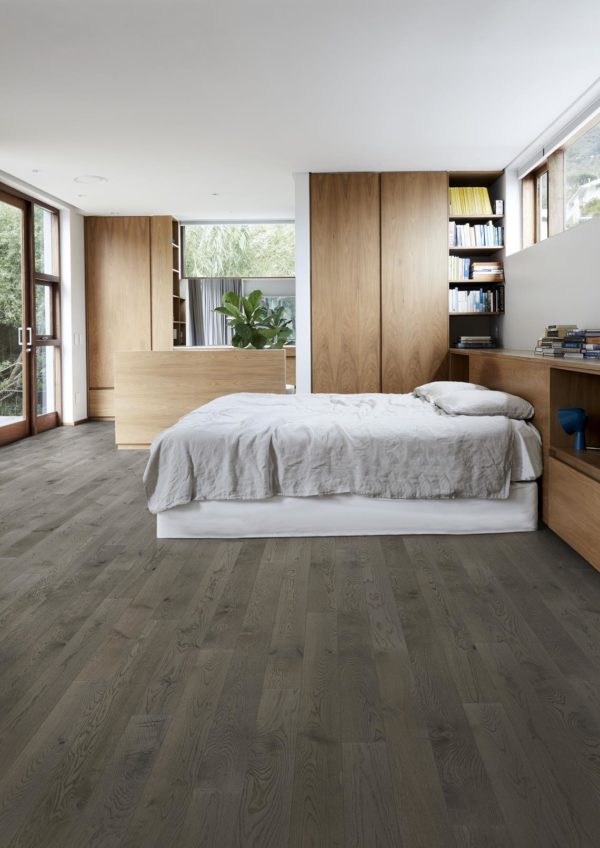 Casabella Hardwoods by Kährs Carbon Room Scene